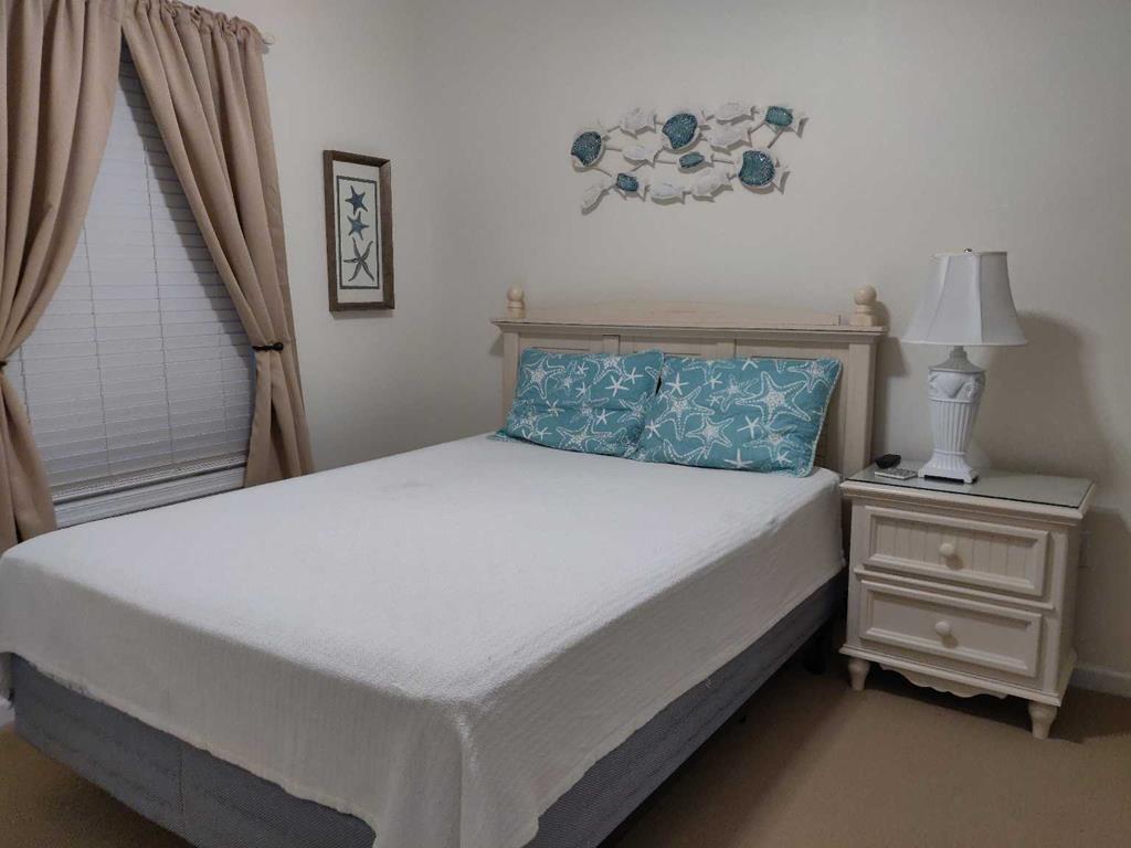 6210 OCEAN AVENUE HIALEAH CONDOS 207 WILDWOOD CREST SUMMER VACATION RENTALS with POOLS at